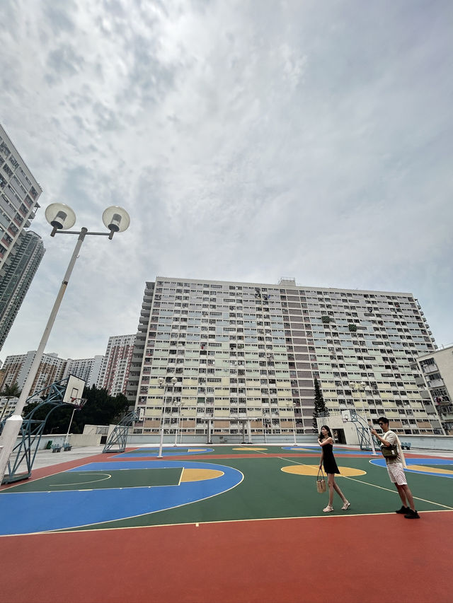 ตึกสายรุ้ง ฮ่องกง 🌈