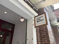 🥯 แวะทานเบเกิล Crispy Dog Bakery