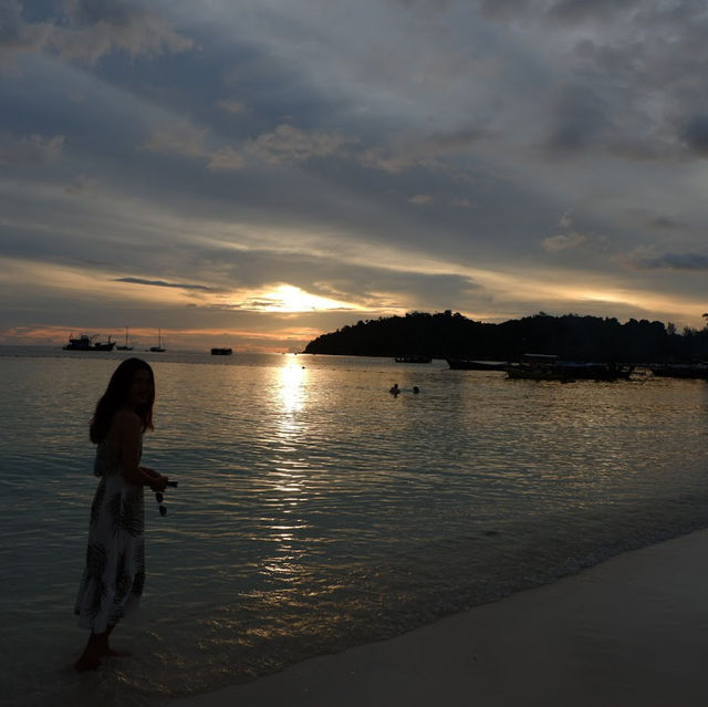 🏝️ เกาะหลีเป๊ะ มันเป๊ะมาก🌈 🏝️ เกาะหลีเป๊ะ มันเป๊ะมาก🌈