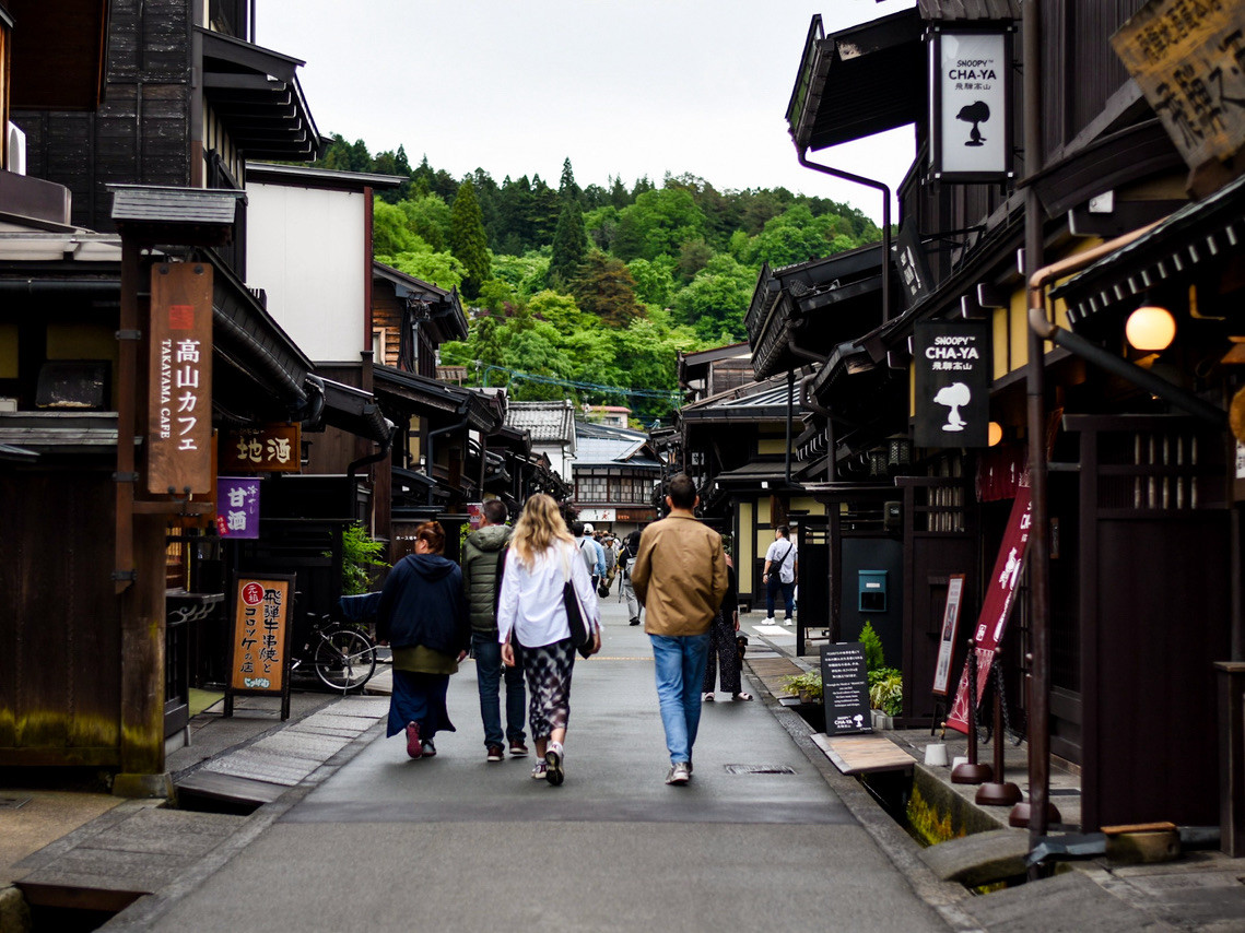 Berjalan-jalan di Kota Tua Takayama 。 | Trip.com Takayama