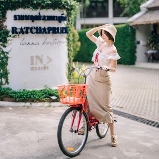 A Stay at Ratchapruek Lanna Boutique | Rooms, Comfort & Lanna Charm 🌿

A stay in Chiang Mai is not only about exploring the city — it’s also about finding a place where you can slow down and enjoy the moment.

During this stay at Ratchapruek Lanna Boutique, every detail from the hotel entrance to the guest room reflects a warm and relaxed Lanna-inspired atmosphere.

🏨 A Warm Lanna Welcome
The hotel’s exterior combines traditional Lanna-inspired elements with a simple, natural design — giving the first impression of a peaceful Chiang Mai stay.

🛏️ Comfortable Guest Rooms
Spacious and inviting, the rooms feature warm tones and wooden details that create a cozy space to rest after a day of exploring Chiang Mai.

🛁 A Little Time to Relax
One of the highlights of the stay — ending the day with a relaxing bath in the room. 🫧
After a full day around Chiang Mai, sometimes all you need is a quiet moment to unwind and recharge.

From exploring the city by day to relaxing in the comfort of your room at night, Ratchapruek Lanna Boutique offers a stay that feels naturally connected to the slower side of Chiang Mai.

Explore by day. Relax by night. Experience Chiang Mai at your own pace. 🌿

📸 Thank you to @Follow May - ตาม เมย์ มา for sharing this Chiang Mai stay experience with us.

#ChiangMai #ChiangMaiTravel #ChiangMaiHotel #ChiangMaiStay #RatchapruekLannaBoutique #LannaStyle #ThailandTravel #TravelThailand
#เที่ยวเชียงใหม่#รีวิวโรงแรม#แจกแพลนเที่ยว#รีวิวที่พักสวย#ที่เที่ยวธรรมชาติ#ที่เที่ยวสายมู