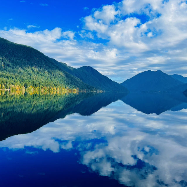 Hiking beauty that lasts in unforgettable moments 
