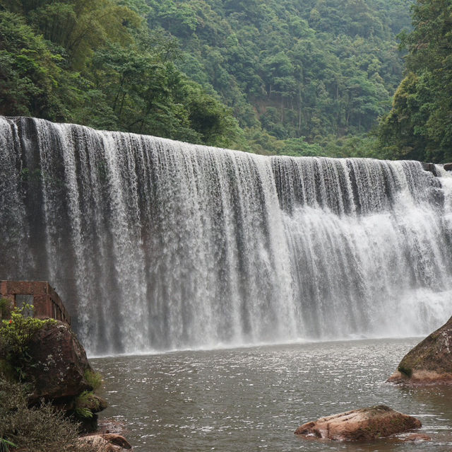 单人徒步赤水佛光岩、大瀑布景区