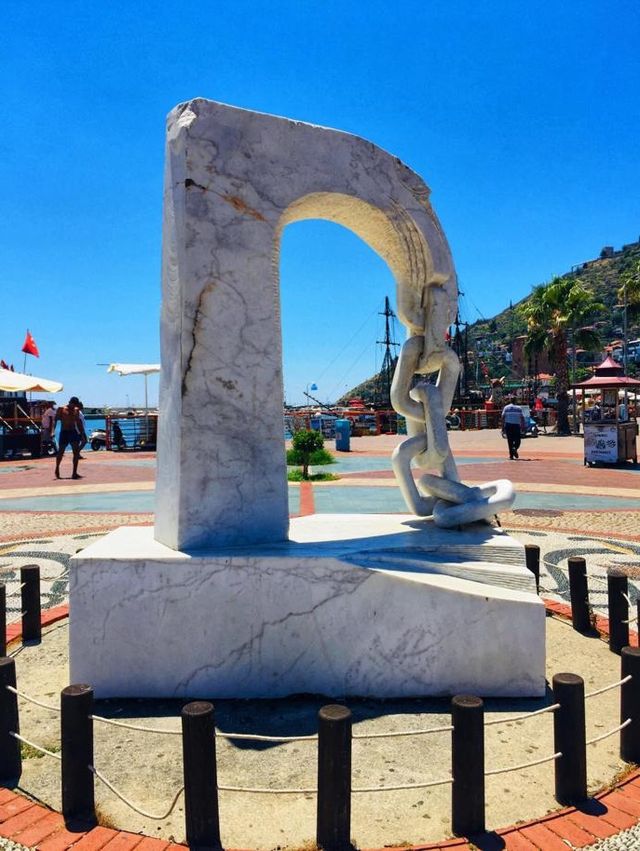 Multiple Sculptures Shower Alanya