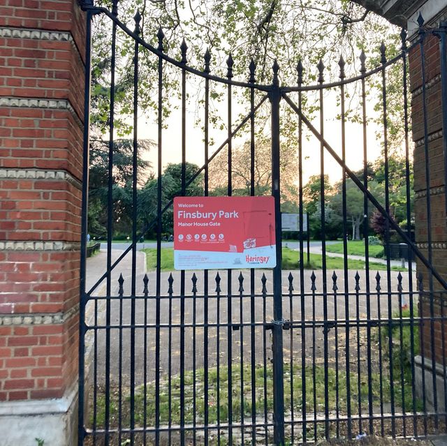Highbury Square Stadium, Finsbury Park