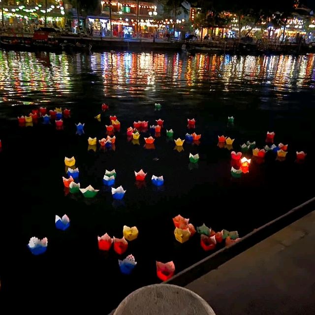 Lanterns and architecture 
