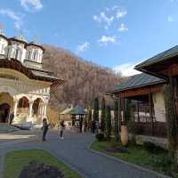Lainici Monastery 🏛️