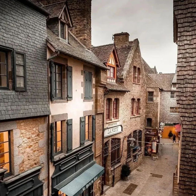 Mont Saint-Michel, France: Discover the Tidal Wonders