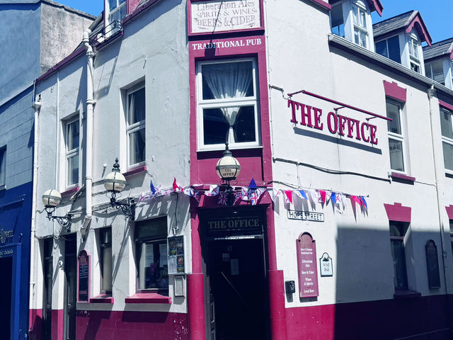 🇯🇪 Confetti, Sunshine & Celebration – 80 Years of Liberation 🎉