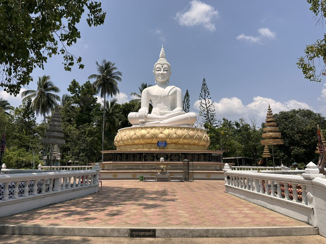 Beautiful temple by the coast