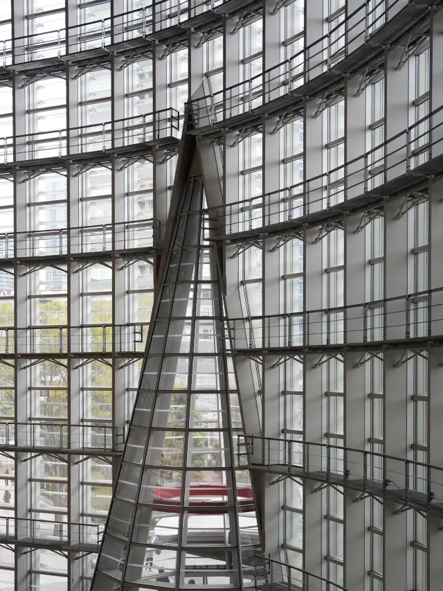 Tokyo | Must visit free art centre in Tokyo 