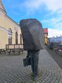 Postcards from Reykjavik: 1-Day Itinerary 🇮🇸✨