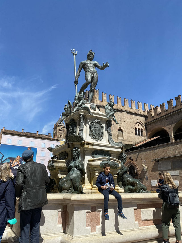 Italy Trip: Bologna Walking Tour around the Old City
