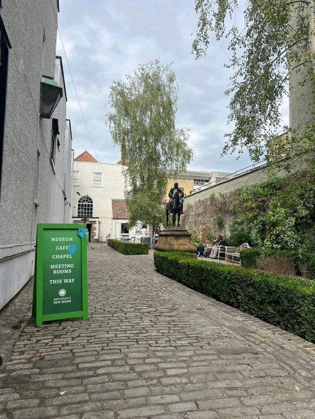 Bristol Halloween: Spooktacular Shenanigans! 👻 Bristol Halloween: Spooktacular Shenanigans! 👻