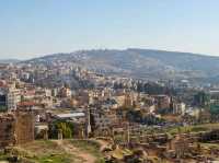 Jerash – The Ancient Roman City of Jordan 🏛️✨