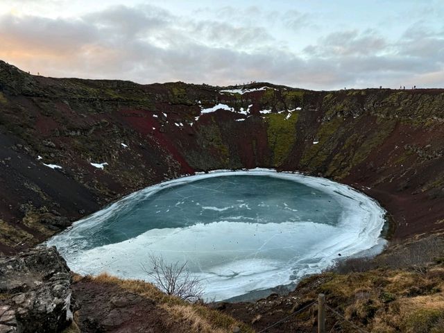 🌋 Kerið Crater, Iceland — A Volcanic Wonder