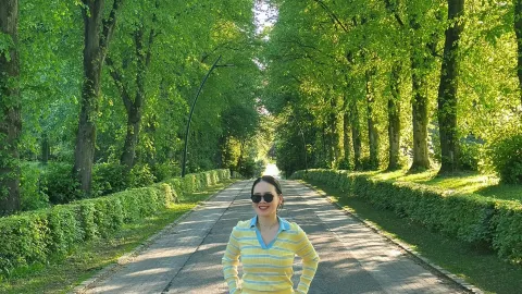 Romantic Evening Stroll — traveler post in Heerlen