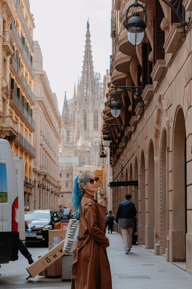 Barcelona Cathedral 🇪🇸 travel tips, take them with you!