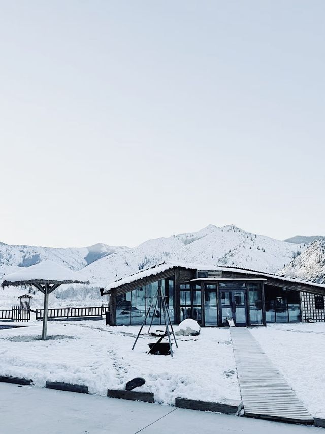 去可可托海滑雪、看雪山、感受山川壯闊