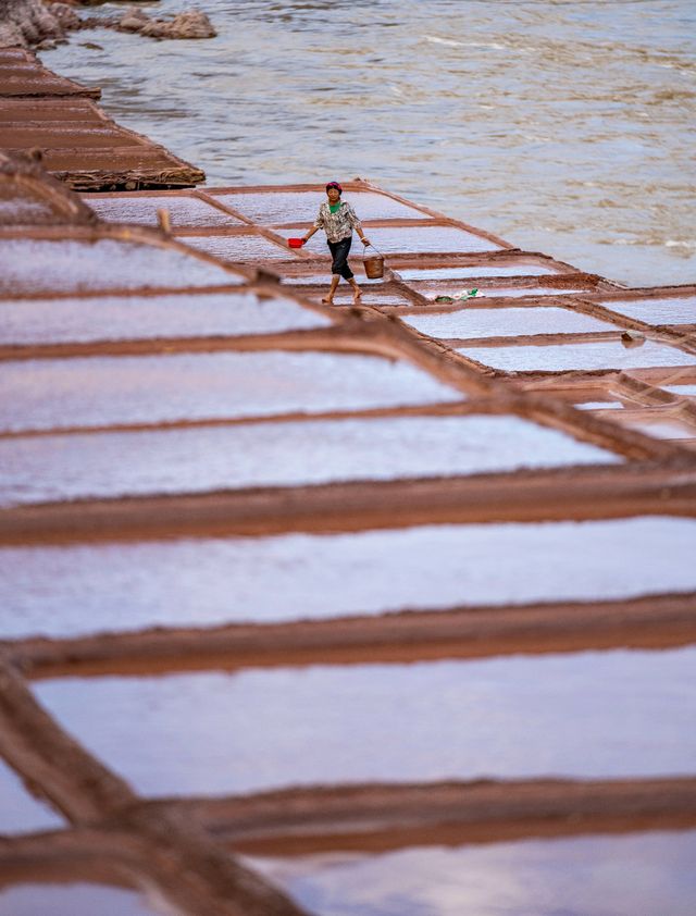 澜沧江畔的千年古鹽田，飄來大自然的味道
