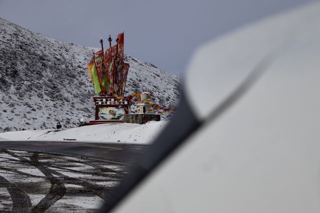 冬日之雪，讓玉科疑似潑墨山水中