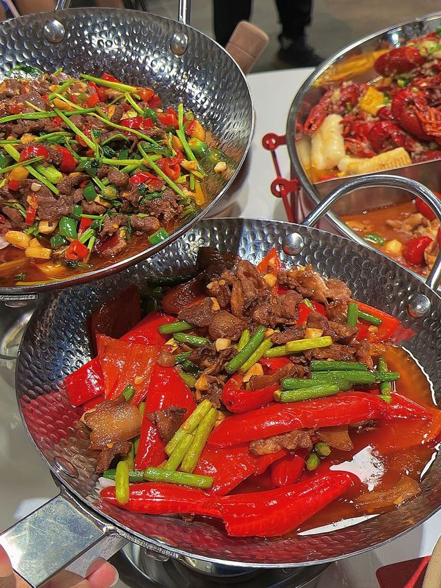 隨便找家飯館，居然意外好味😋