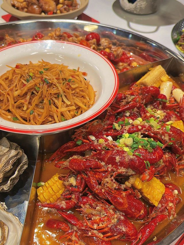 隨便找家飯館，居然意外好味😋