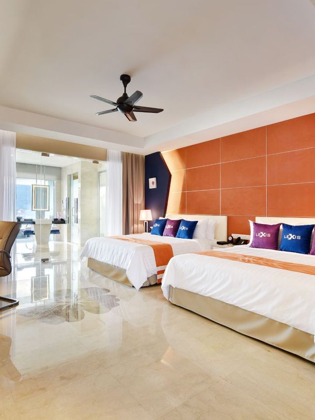 🌟 Penang's Luxe Retreat: Lexis Suites Spotlight 🌊