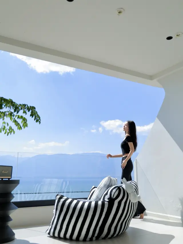 대리의 로맨틱, 얼해변 우아하고 로맨틱한 프랑스식 해안가의 집