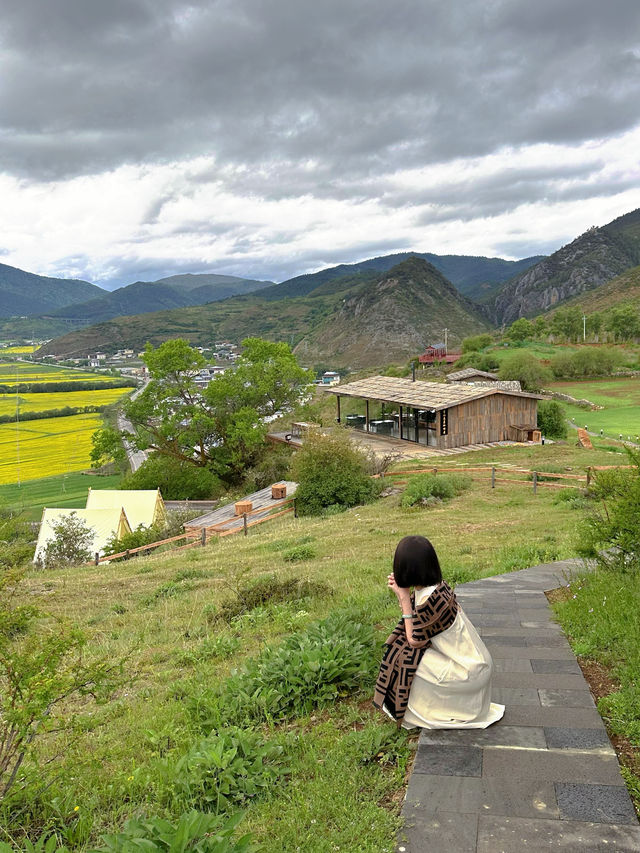 香格里拉是一個能觸摸到雲海的地方