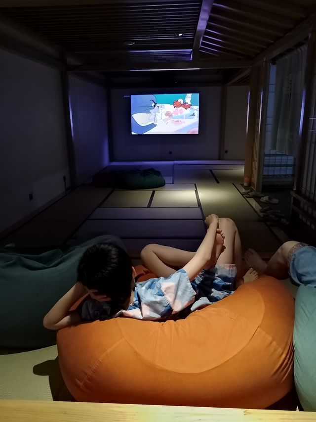 暑假帶寶來小麥島泡海水溫泉享受～