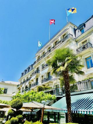 🏰 Vevey's Vintage Charm: Luxe Stay at Trois Couronnes! 🇨🇭✨