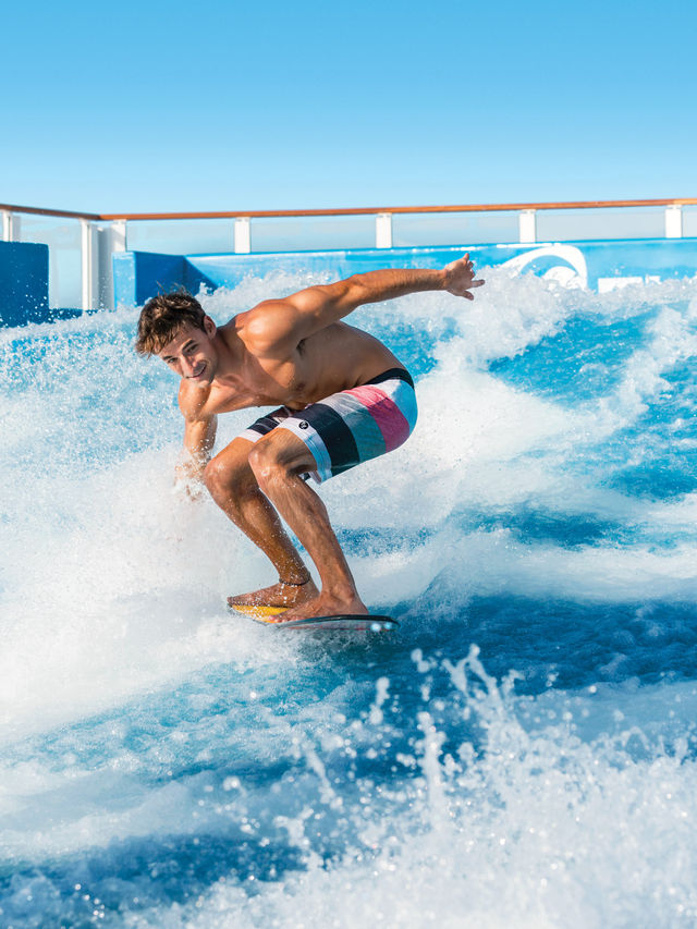 🚢Tired of short cruises? 🌊Check out our 10 nights mid-length cruises!