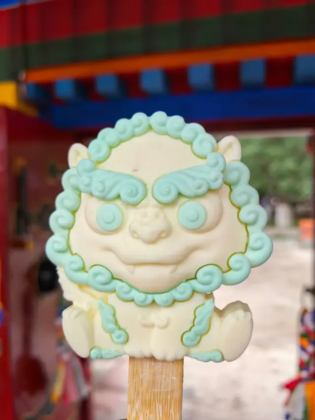 熱鬧的羅布林卡。