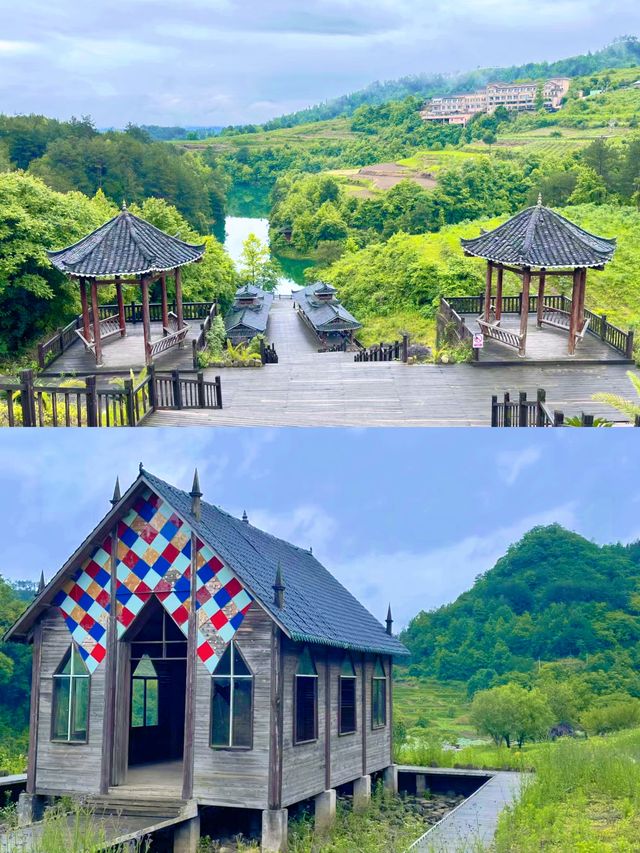 黔東南隱秘寶藏烏羊麻桃花島，靜享世外桃源風光。