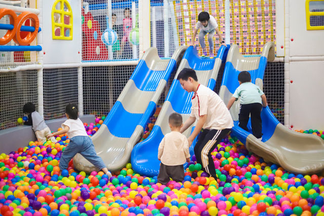 開心夏天，體驗各種繽紛活動。