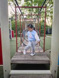 寶藏公園、超好玩彩虹滑道、兒童樂園 玩得停不下來！