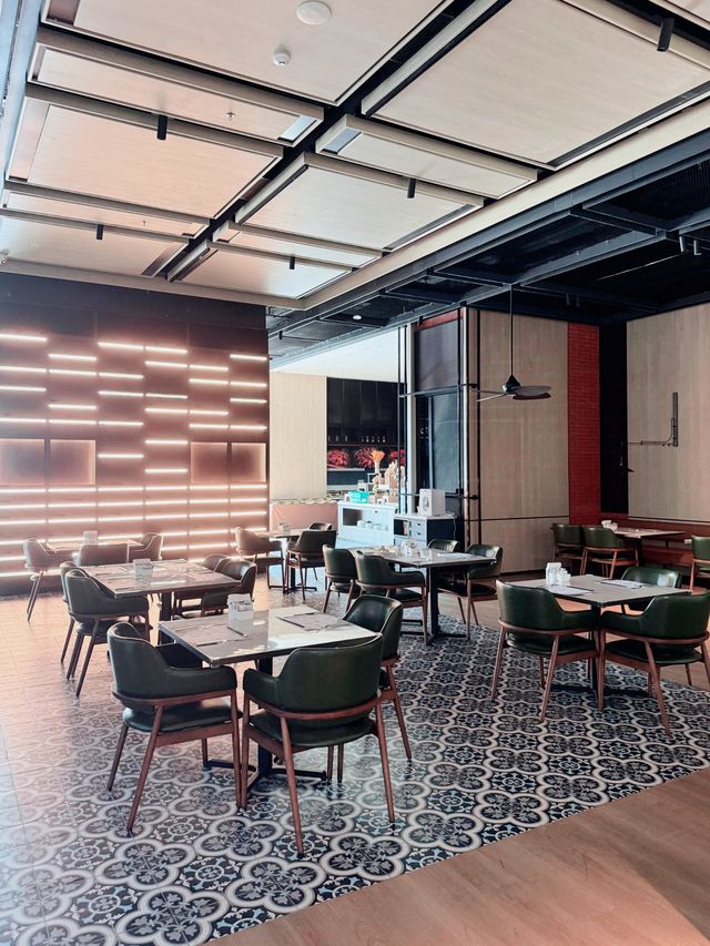 深圳光明福朋喜來登酒店