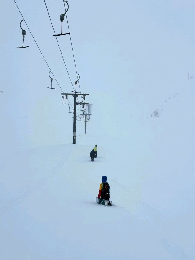 Blackcomb Glacier Ice Cave Ski is Charming❤️🥰🥰