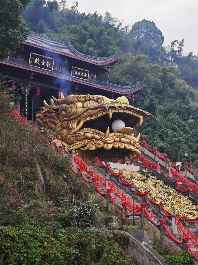 瀘州金龍寺：禪意間的心靈歸途