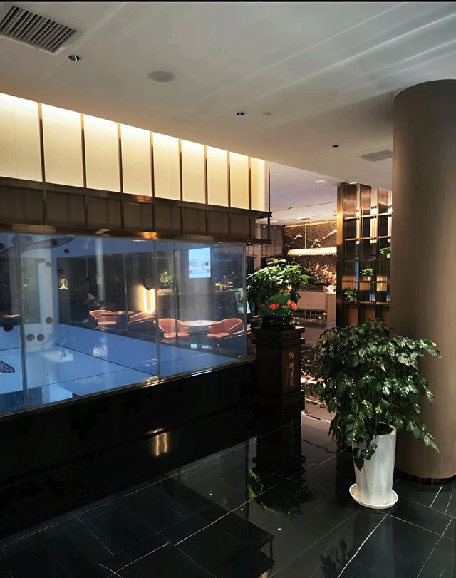 長陽濱江溫斯頓酒店：濱江美景與奢華體驗的完美邂逅！