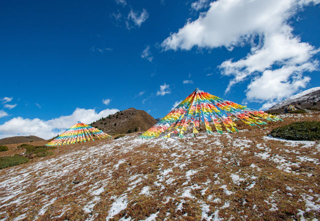 川西秘境我完成了人生清單裏的日照金山