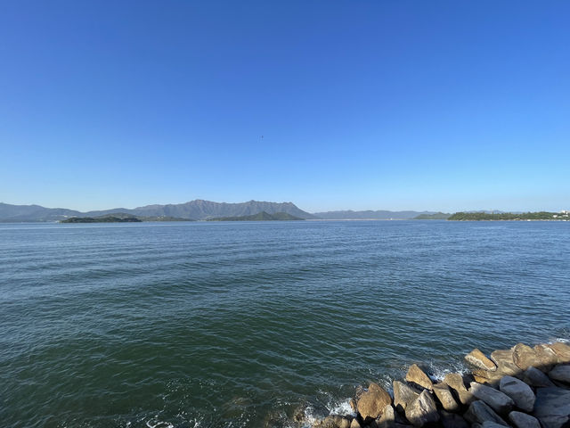 原來香港除了繁華，還有媲美海外的藍天碧海🌊
