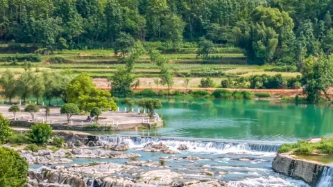 우한 근교 "작은 구재이" 물놀이와 물고기 잡기 무료 입장~ — traveler post in 충양