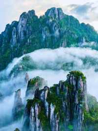 雲海日出佛光星穹，三清山嘅仙山畫卷震撼人心