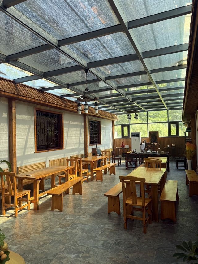海邊邂逅寶藏民宿 | 海居山舍