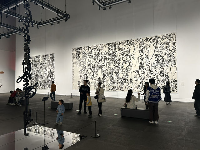 🎨 深圳藝文新地標：美術館新館與6979的創意漫步