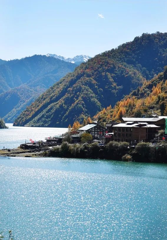 免費小眾景點平武白馬沿途風景--邂逅綠水藍天彩林雪山 免費小眾景點平武白馬沿途風景--邂逅綠水藍天彩林雪山
