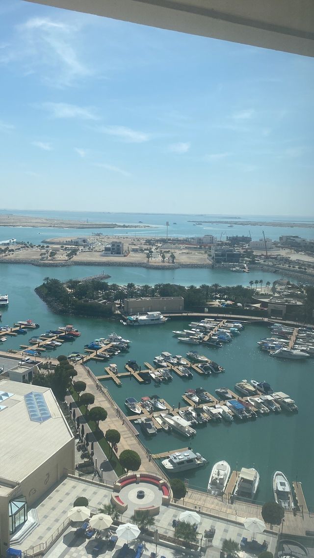 # 阿布扎比洲際酒店度假體驗超乎想像 來到阿布扎比，我選擇入住洲際酒店，地址是King Abdu