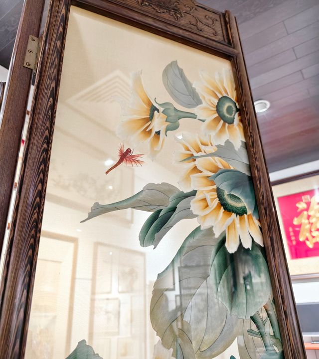 發現嶺南手作之美正反皆驚豔的雙面繡,每根線都在講故事 發現嶺南手作之美正反皆驚豔的雙面繡,每根線都在講故事